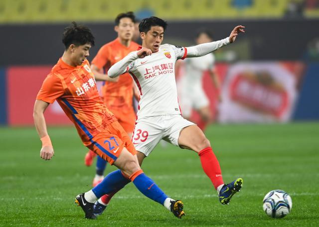 海港或微调外教外援构成 克籍中卫恐继续长期休战