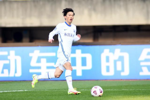 立博外围平台-【中超】谢鹏飞梅开二度博阿滕点射 大连人1比2沧州